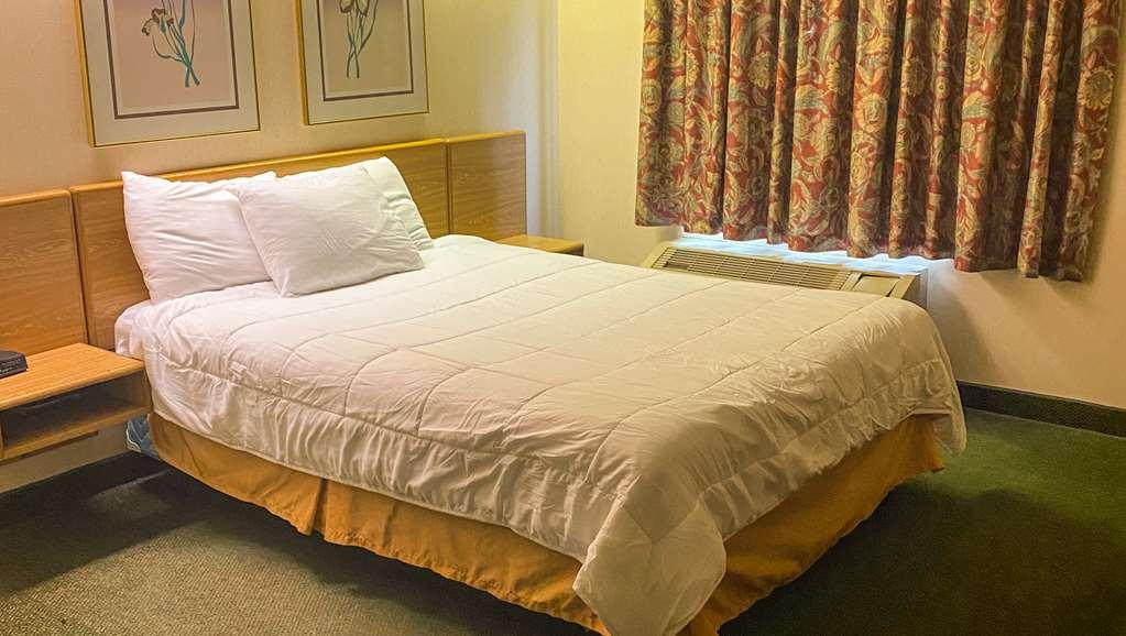 Oyo Hotel Lincoln Airport Ne, Hwy 80 Δωμάτιο φωτογραφία