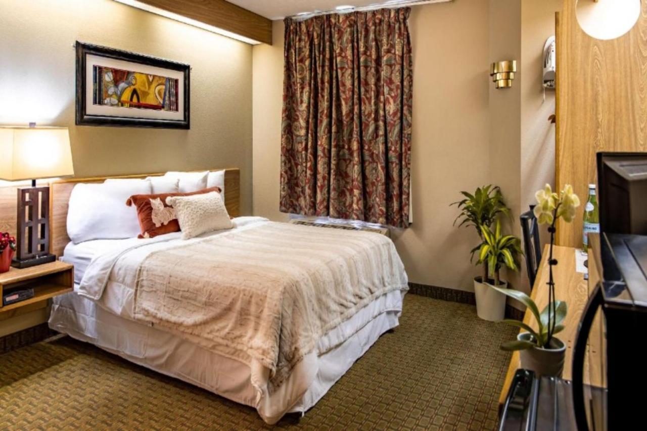 Oyo Hotel Lincoln Airport Ne, Hwy 80 Εξωτερικό φωτογραφία