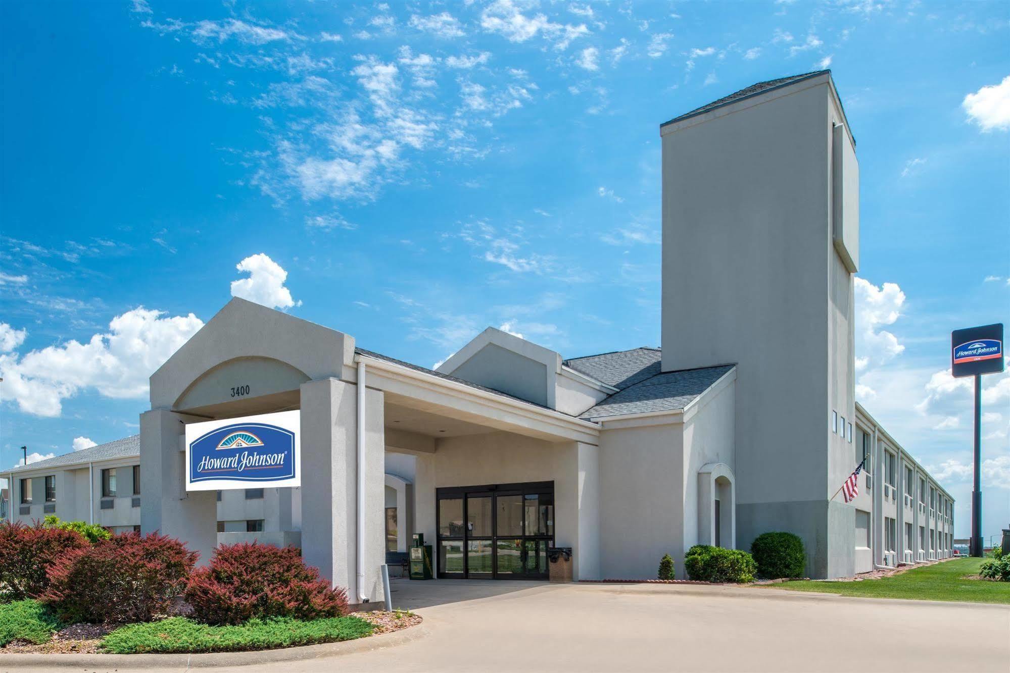 Oyo Hotel Lincoln Airport Ne, Hwy 80 Εξωτερικό φωτογραφία