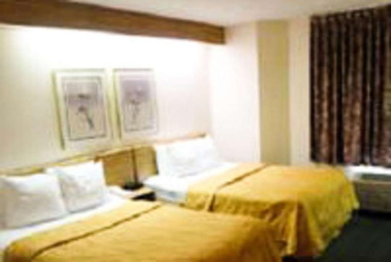 Oyo Hotel Lincoln Airport Ne, Hwy 80 Εξωτερικό φωτογραφία
